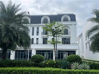 Chỉ hơn 6tỷ chút sở hữu ngay căn shophoues 4 tầng trục chính khu crown villas gia sàng 0962 566 ***