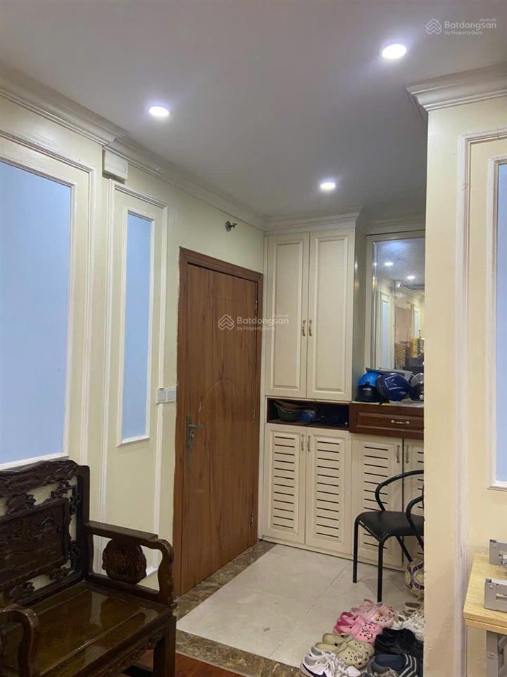 Bán chung cư 89 phùng hưng. diện tích 96m2, 3 phòng ngủ, 2 vs, 2 ban công thoáng, sổ đỏ chính chủ
