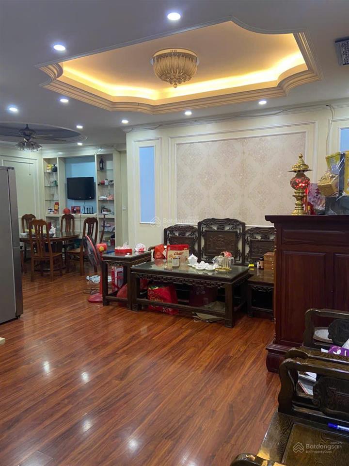Bán chung cư 89 phùng hưng. diện tích 96m2, 3 phòng ngủ, 2 vs, 2 ban công thoáng, sổ đỏ chính chủ