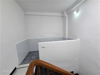 Chính chủ cần bán nhà 5 tầng, 1 tum, xây mới. diện tích 31m²/sàn. nội thất hoàn thiện cơ bản.
