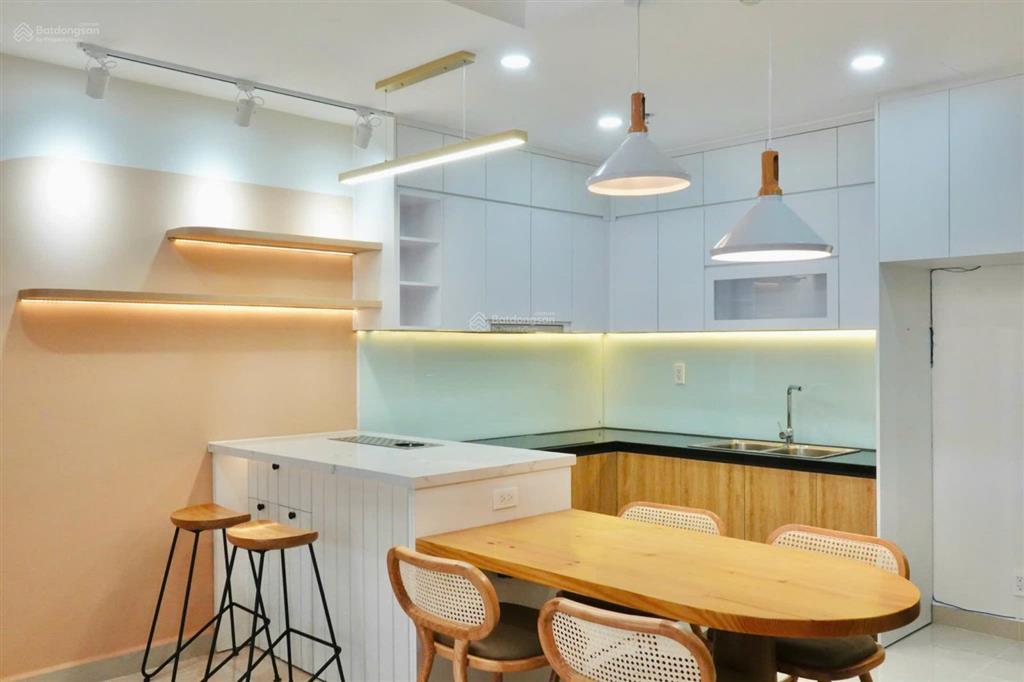 Phú đông cho thuê 2pn 2wc giá 7tr/th. view đẹp, thuận lợi di chuyển làng đh.  0706 679 ***