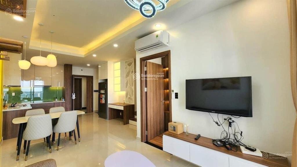 Bán căn q7 riverside 3pn 86m2, 5.6 tỷ view thoáng mát  em 0706 679 ***