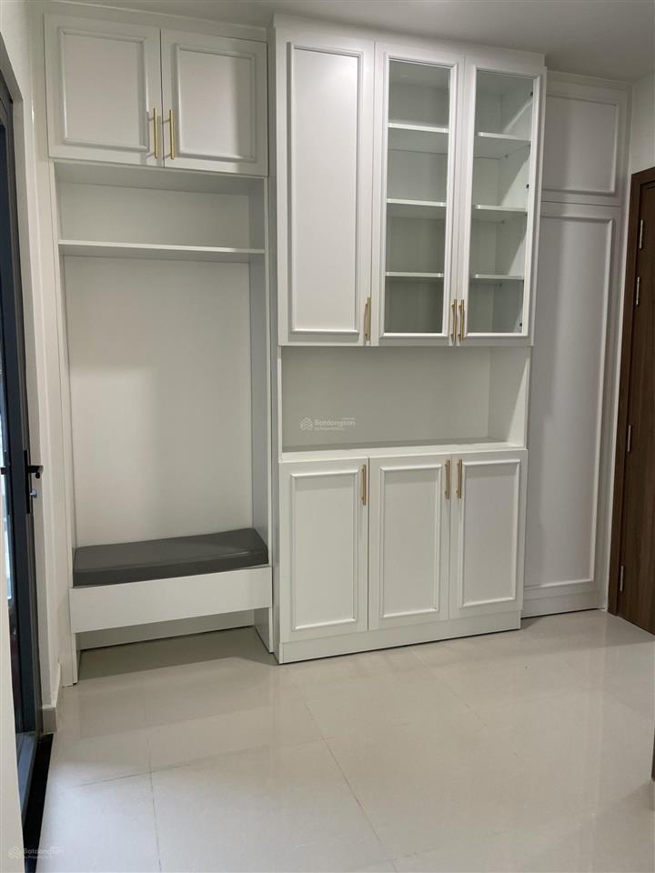 Bán căn q7 riverside 3pn 86m2, 5.6 tỷ view thoáng mát  em 0706 679 ***