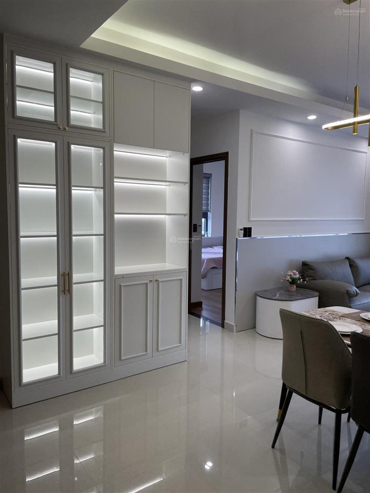 Bán căn q7 riverside 3pn 86m2, 5.6 tỷ view thoáng mát  em 0706 679 ***