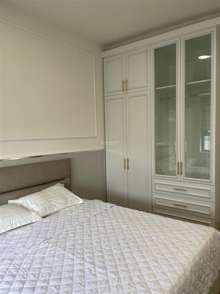 Bán căn q7 riverside 3pn 86m2, 5.6 tỷ view thoáng mát  em 0706 679 ***
