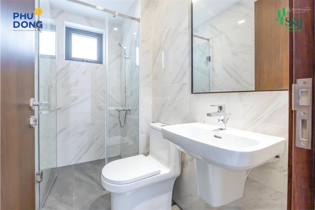 Gấp! bán phú đông sky garden 2pn  68m2, giá 3.4 tỷ hđmb.  em 0706 679 ***