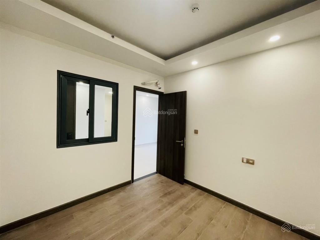 Bán nhanh ch q7 boulevard  hot 2pn 2wc tầng trung 70m2 giá 3.8 tỷ, hđmb,  0706 679 ***