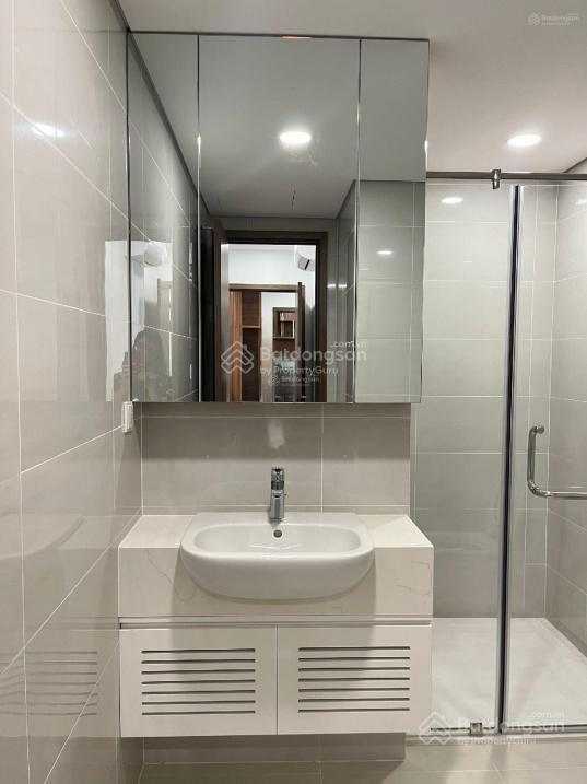 Dừng 1s nhìn vào đây cho thuê eco green sài gòn 2pn 15.5tr/th, nt cơ bản, hướng mát mẻ đón nắng.