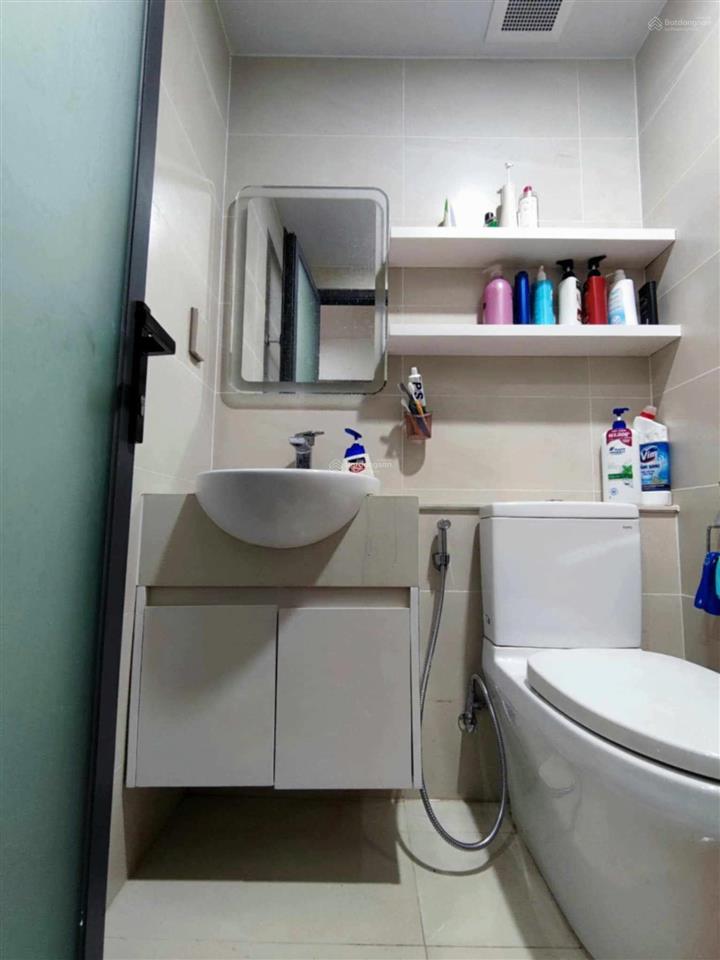 Bán căn q7 riverside 2pn 2wc, 68m2, thiện chí 3,68tỷ,  0706 679 ***