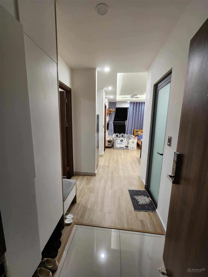 Bán căn q7 riverside 2pn 2wc, 68m2, thiện chí 3,68tỷ,  0706 679 ***