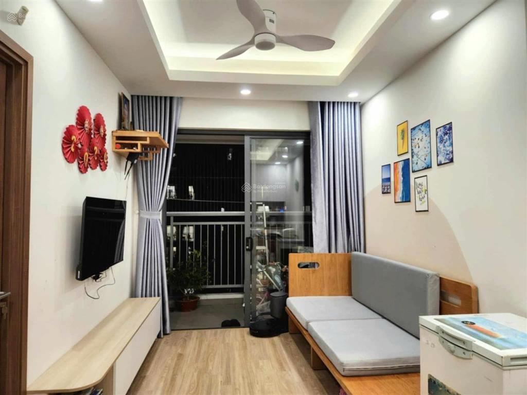 Bán căn q7 riverside 2pn 2wc, 68m2, thiện chí 3,68tỷ,  0706 679 ***