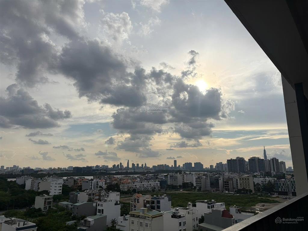 Cho thuê 1pn+1 tầng cao view thoáng mát, có máy lạnh chỉ 12tr/tháng, chốt nhanh nào anh chị ơi
