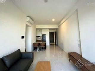 Victoria village cho thuê 2pn sang  xịn  mịn, nội thất cơ bản.  0706 679 ***