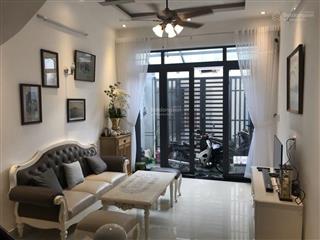 Hxh lê văn thọ gần cv làng hoa 50m24 tầng.