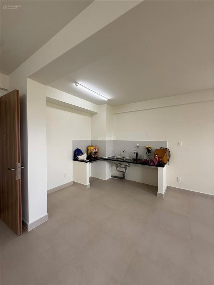 Căn hộ ehome s nsg block c 60m² nhà trống