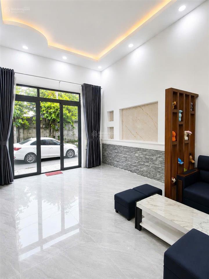 Bán nhà mặt tiền kinh doanh ngay đỗ xuân hợp dt 65m², 2 tầng, 3pn gần cđ kinh tế đối ngoại  quận 9