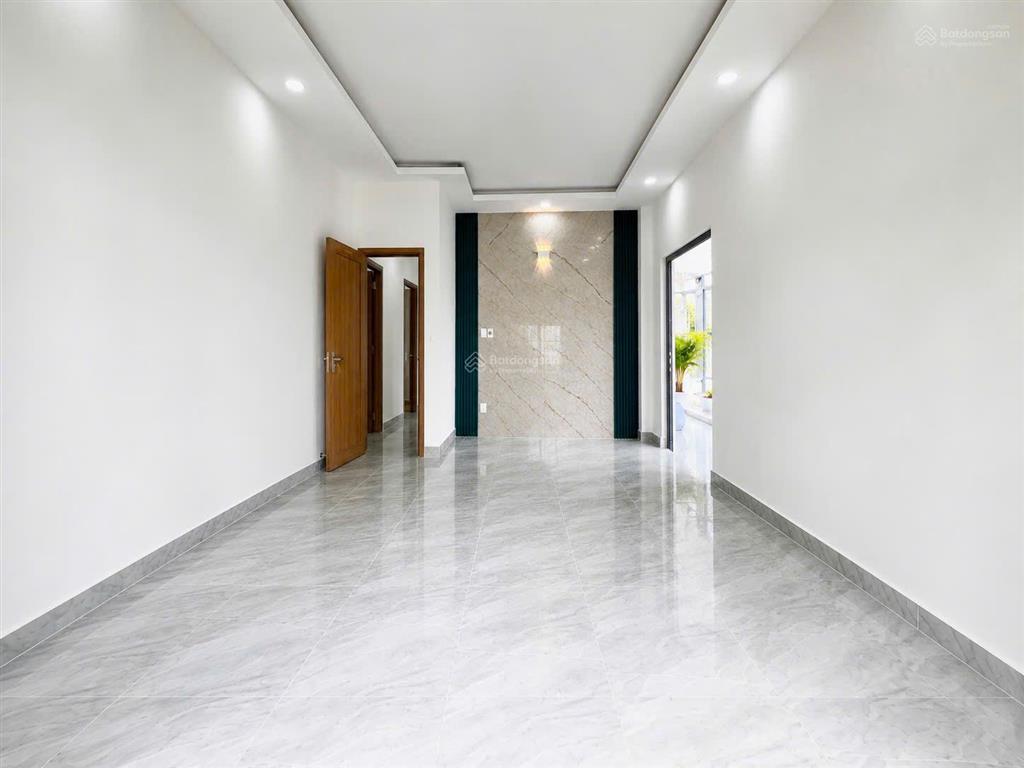 Bán nhà mặt tiền kinh doanh ngay đỗ xuân hợp dt 65m², 2 tầng, 3pn gần cđ kinh tế đối ngoại  quận 9