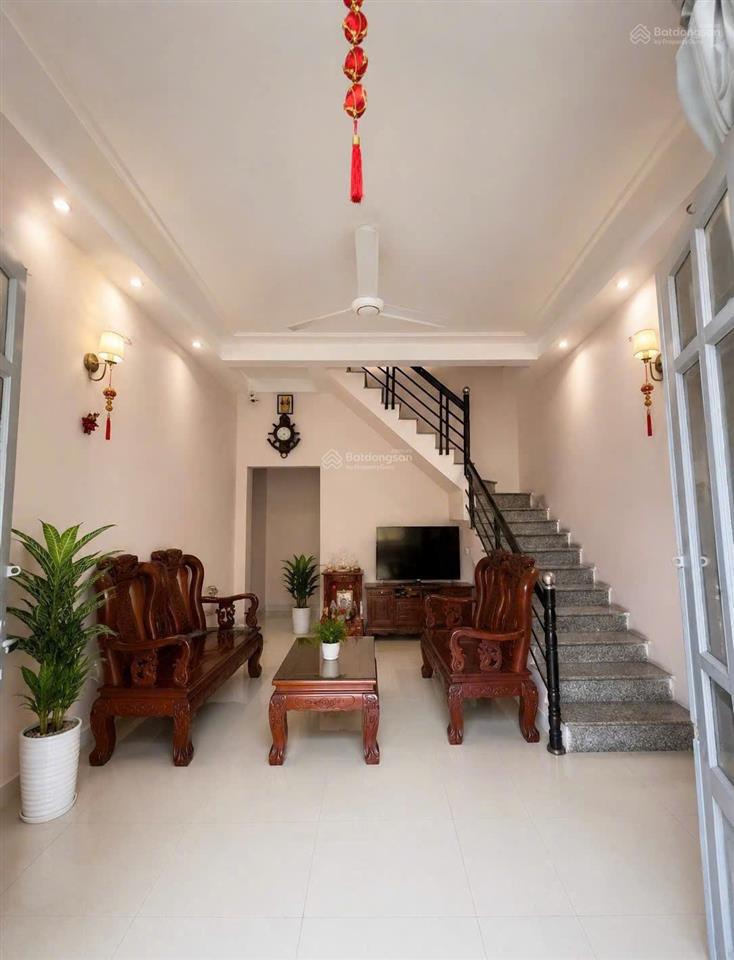 Nhà 2 tầng dt 4.5 x 12m  đỗ xuân hợp, ngay ngã tư bình thái  ga metro phước long q9