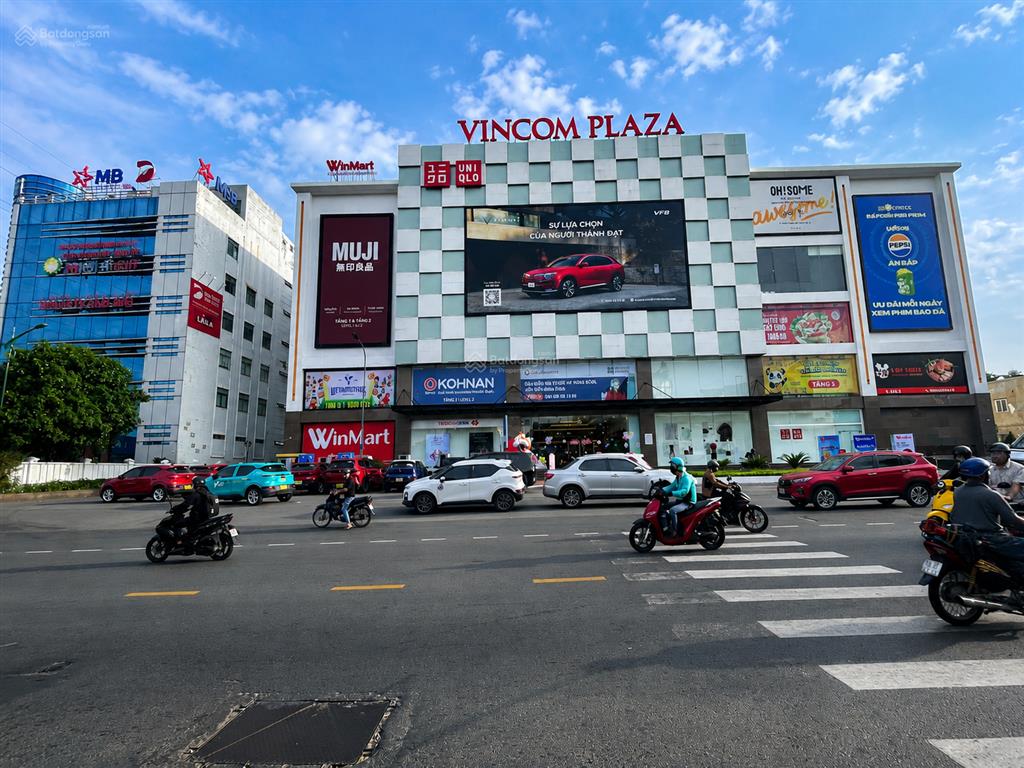 Nhà mới 2 tầng 3 pn, sd 73m2 hẻm thông xe hơi, 10m ra vincom lê văn việt, sổ hồng riêng, 4,8 tỷ