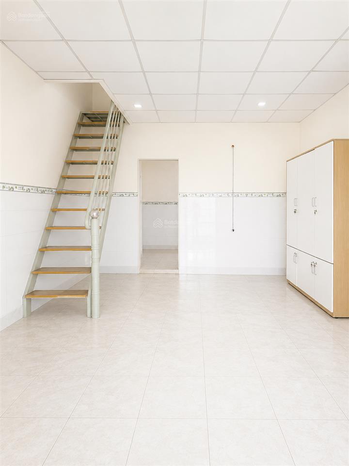 Nhà 2 tầng hẻm ô tô 8m dt 88m² (4x22m) công nhận đủ ngay lê văn việt  ngã tư thủ đức, quận 9