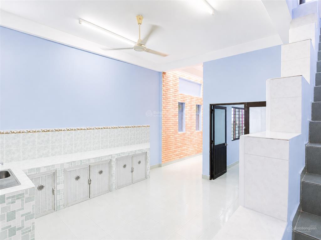 Nhà 2 tầng 4.8 x 17.5, 4pn hẻm thông xe hơi ngay đỗ xuân hợp, phước long b, q9