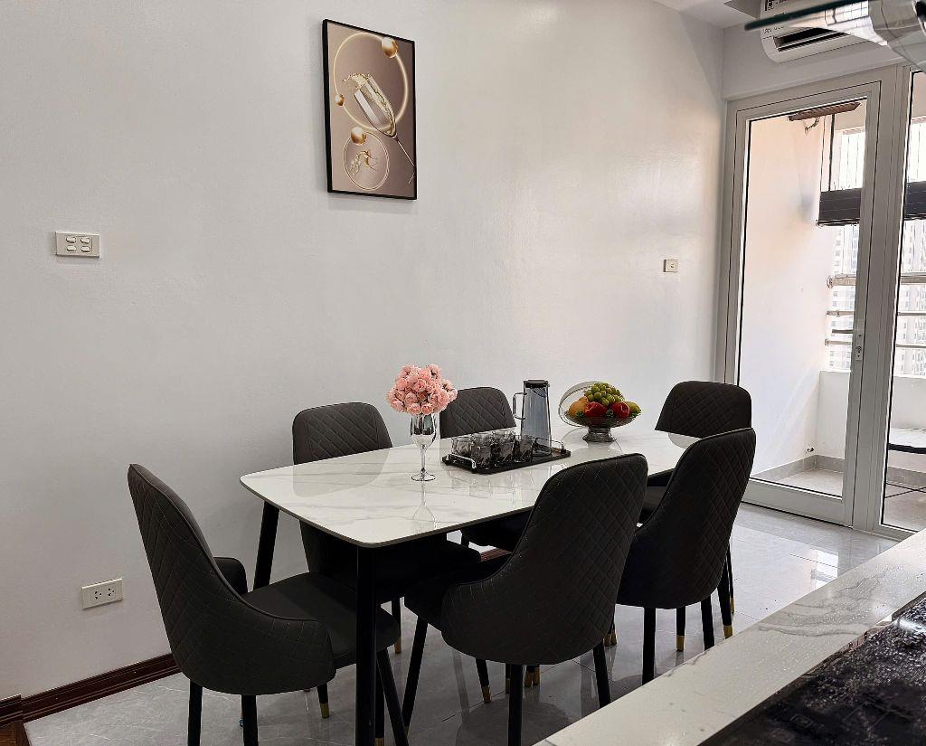 Chính chủ nhờ bán căn hộ chung cư 18t1 lê văn lương  kđt trung hòa nhân chính diện tích 117 m2
