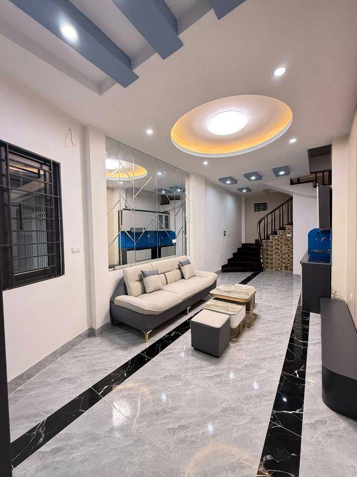 Giảm 1 tỷ Chủ cần bán nhanh Nhà đẹp đầy đủ nội thất ở ngay Phú Mỹ 36m2, 5T, giá tốt 