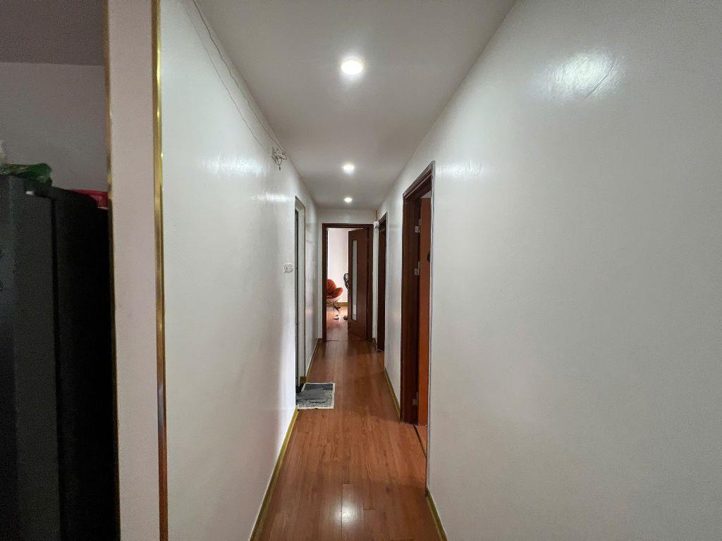 Bán căn hộ chung cư Thành ủy Hà Nội 118m2, 3PN, 2WC, 7,2 tỷ đầy đủ nội thất tại Bắc Từ Liêm, Hà Nội