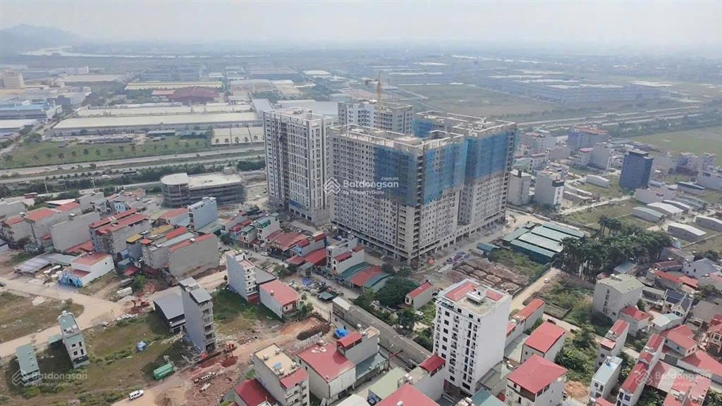 Chính chủ gửi bán đất sẵn sổ đỏ tại tt kcn quang châu, sát chân đế vega 72m2 chỉ 3,55 tỷ