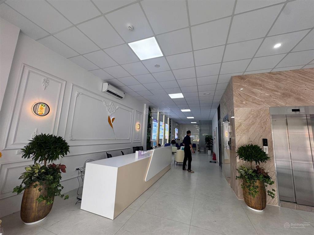 Mời thuê mặt bằng 120m2 thông sàn, có pccc mặt đường lớn gần ngã 6, bắc ninh. giá 25 triệu/tháng