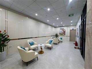 Chính chủ cho thuê 120m2 thông sàn, có pccc mặt đường lớn gần ngã 6, bắc ninh. giá 15 triệu/tháng
