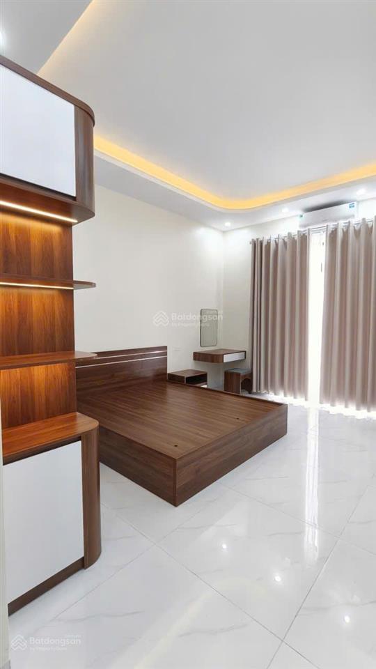 Cho thuê nhà 4 tầng  6pn full nội thất cao cấp tại kcn quang châu  chỉ 20tr/tháng