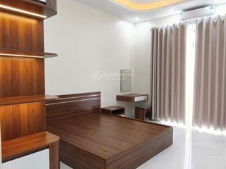 Cho thuê nhà 4 tầng  6pn full nội thất cao cấp tại kcn quang châu  chỉ 20tr/tháng