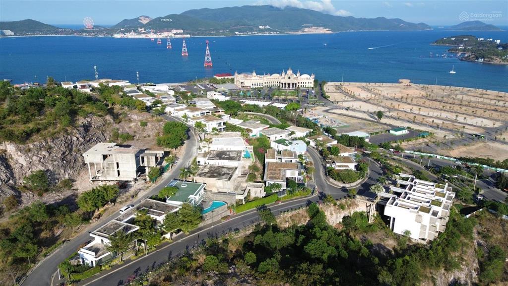 Chủ ngộp bán đất biệt thự biển nha trang, biệt thự ocean view 19tỷ8