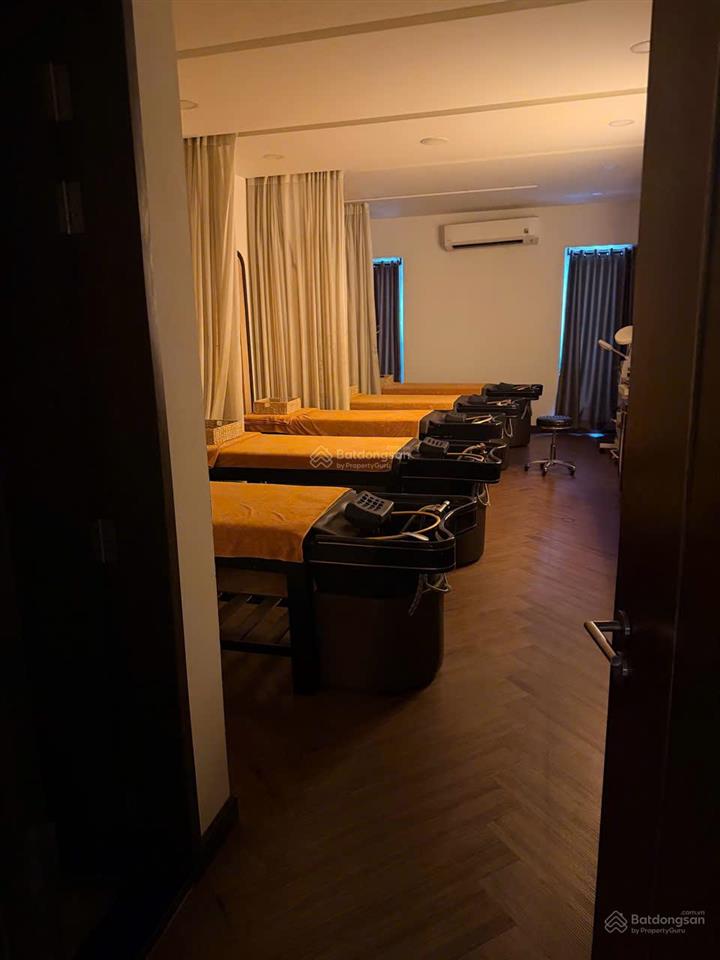 Bán nhà mặt phố 69 thảo điền quận 2 (cũ) 82,7m2 hiện đang kinh doanh spa