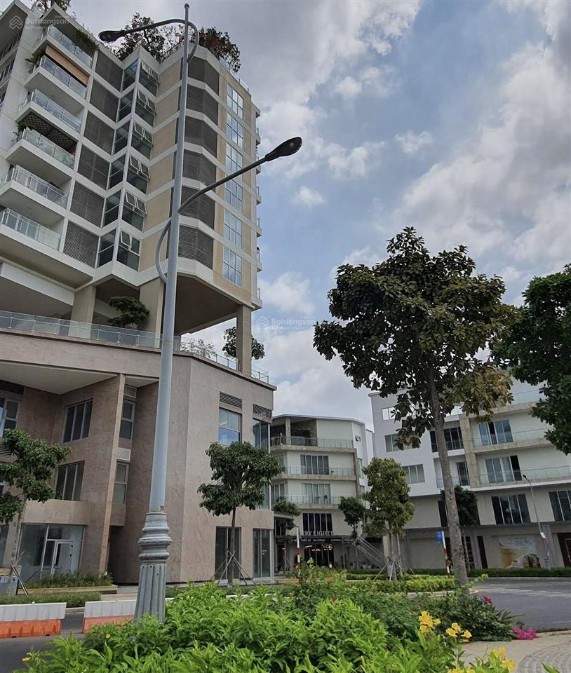 Bán gấp shop lk tại sarina condominium 247m², 2 mặt thoáng, 3 tầng, 50tỷ sổ đỏ gd  0933 999 ***