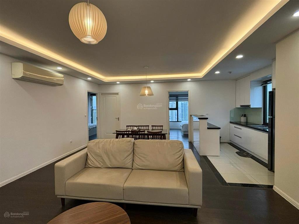 Bán cắt lỗ 1 tỷ căn hộ góc imperia minh khai view sông hồng