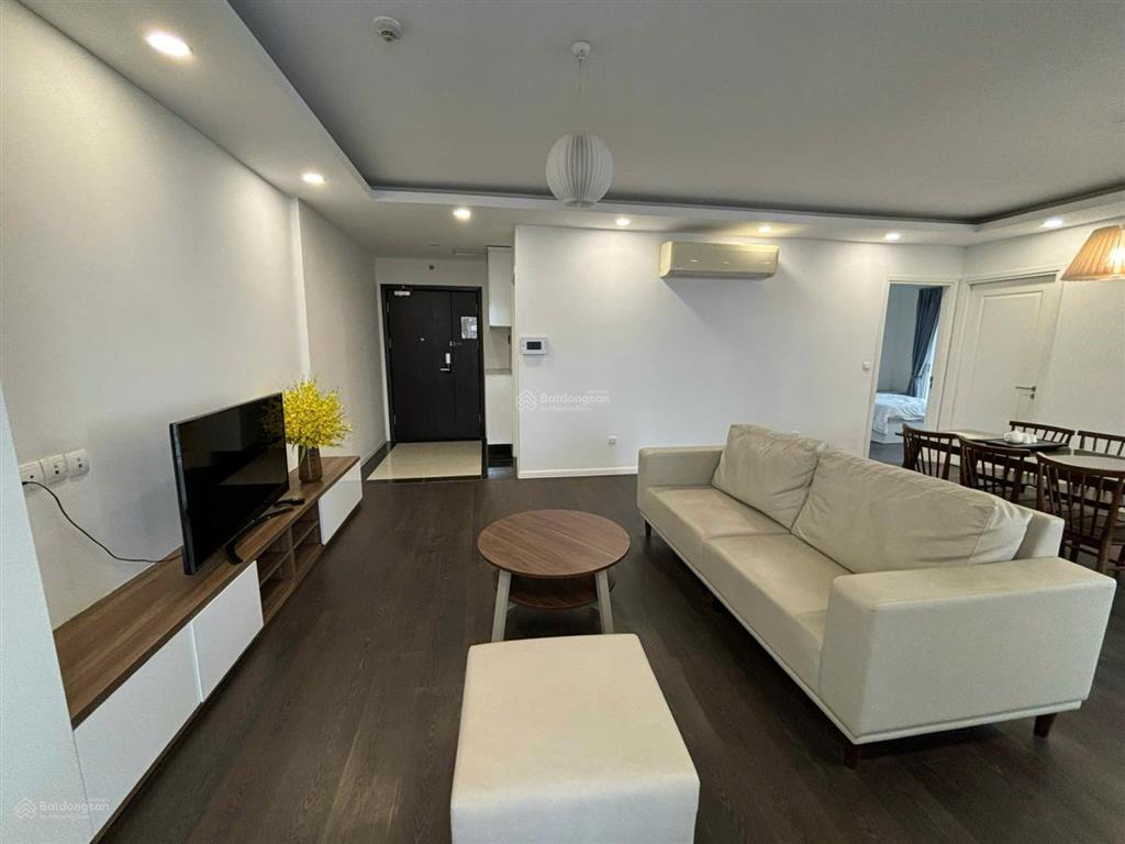 Bán cắt lỗ 1 tỷ căn hộ góc imperia minh khai view sông hồng