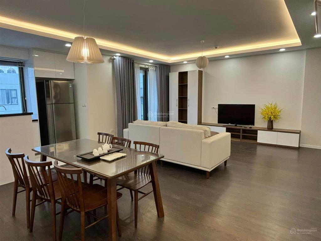 Bán cắt lỗ 1 tỷ căn hộ góc imperia minh khai view sông hồng