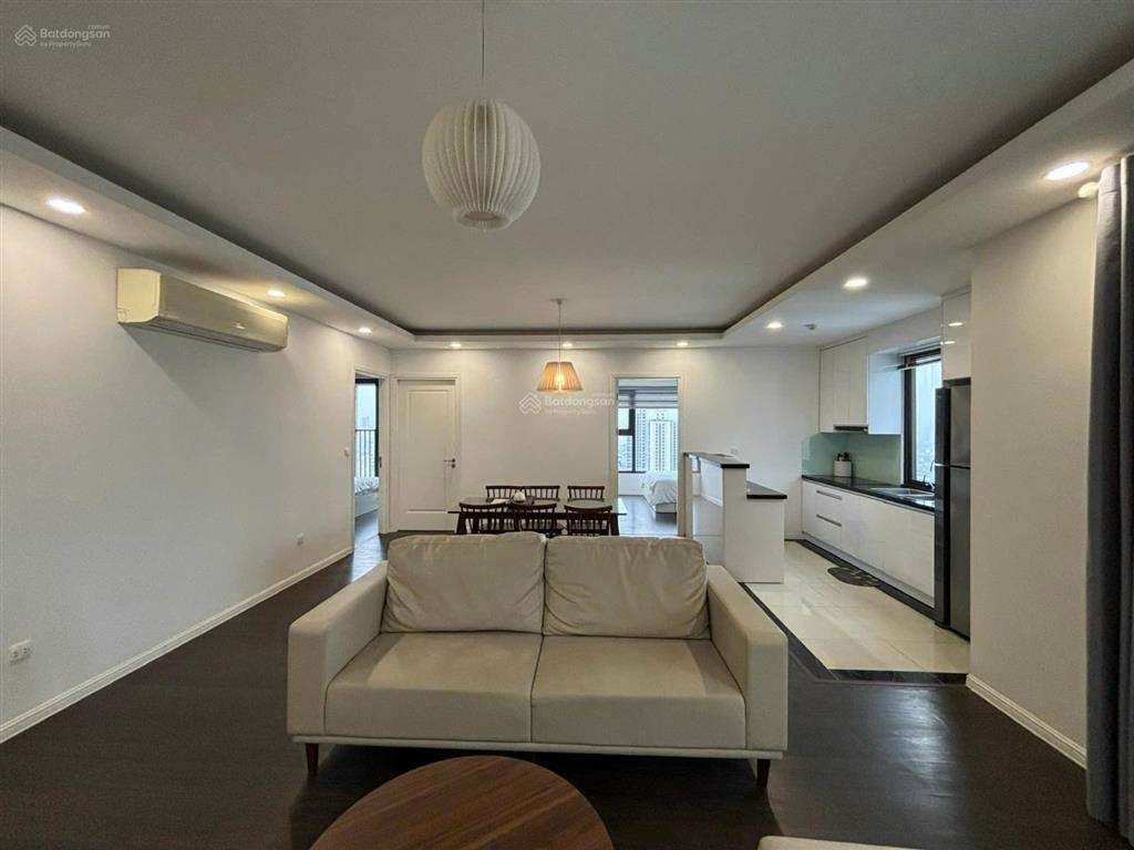 Bán cắt lỗ 1 tỷ căn hộ góc imperia minh khai view sông hồng