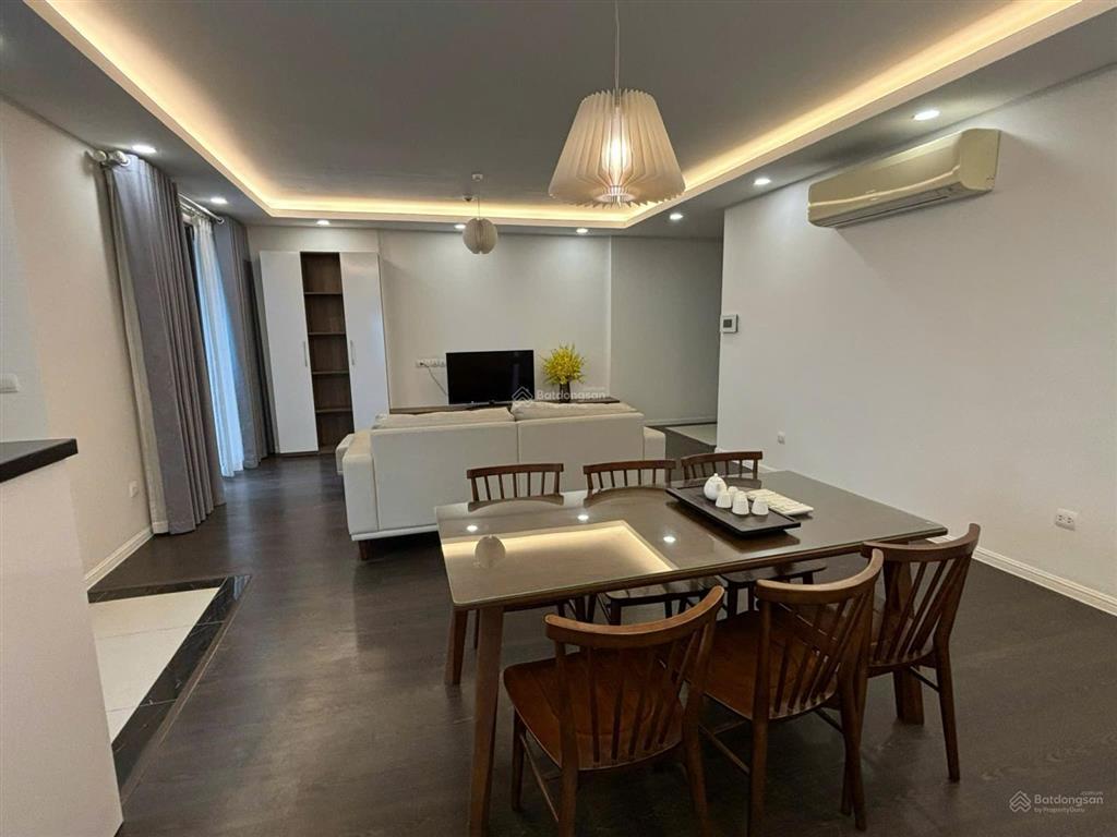Bán cắt lỗ 1 tỷ căn hộ góc imperia minh khai view sông hồng