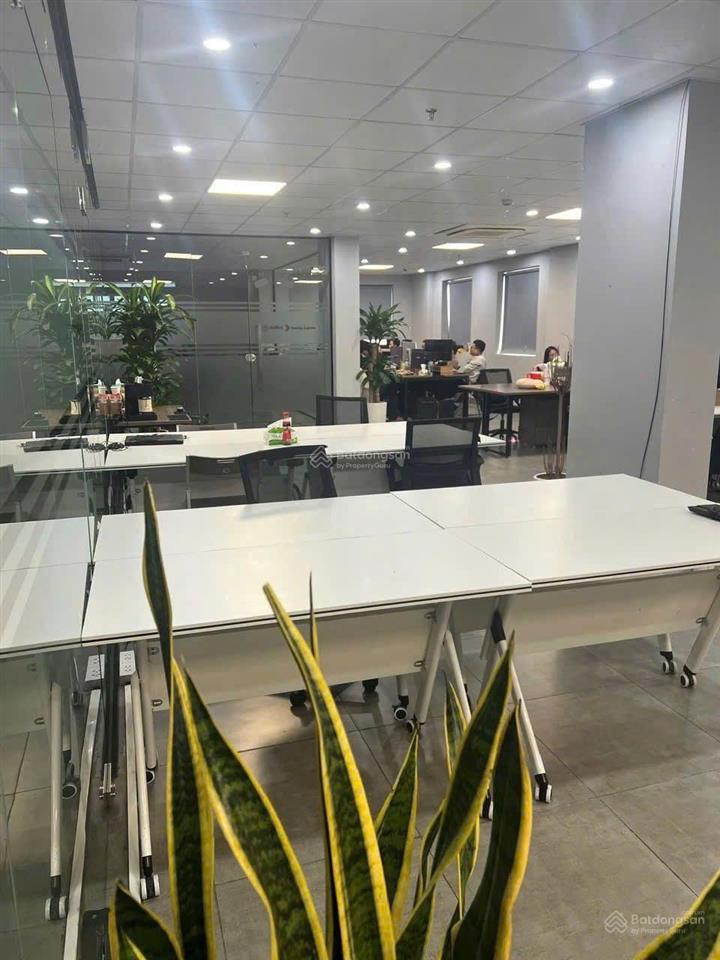 Chính chủ cho thuê văn phòng 373 vũ tông phan  tặng 2 tháng tiền thuê trong tháng 8
