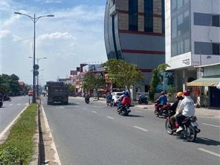 Bán đất mặt tiền lê văn việt, tp thủ đức, 146m² ngang 4m, giá 23 tỷ, sát khu công nghệ cao