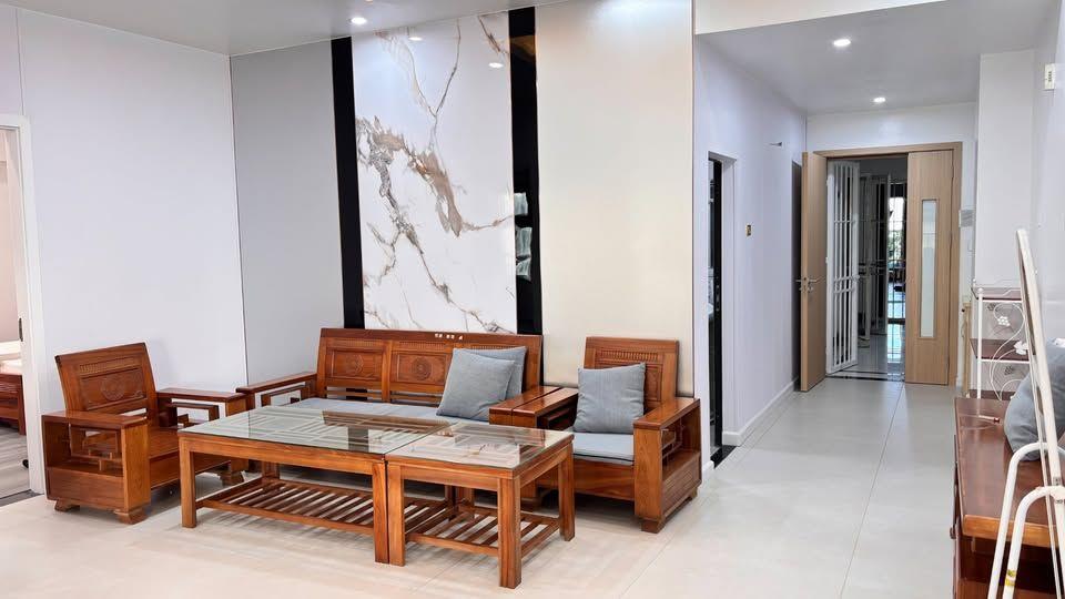 Cho thuê 2 ngủ 2 vs 92m tòa CT4 Văn Khê, Full đồ, giá 11 triệu/tháng