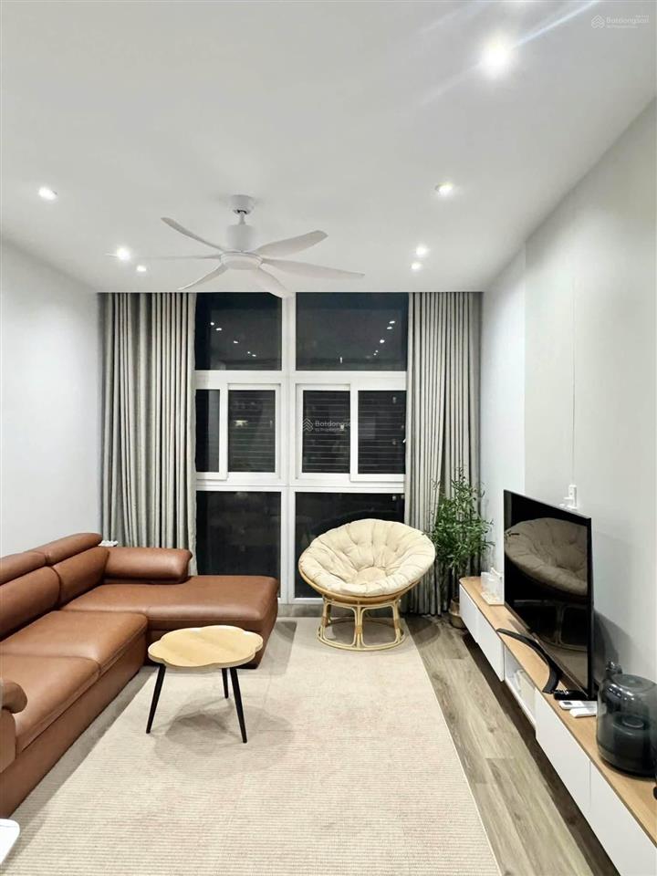 Cho thuê 94m² usilk 103, 2 ngủ 2 vs, đủ đồ, chỉ xách vali vào ở, giá 11 triệu