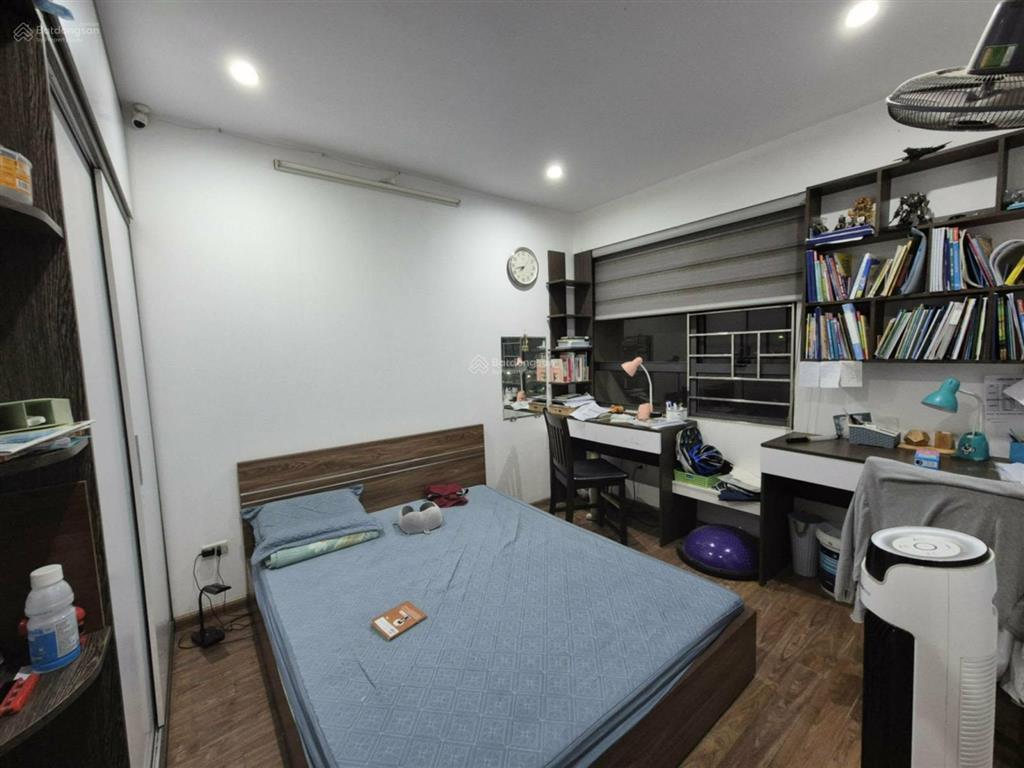 Cho thuê 3 ngủ full đồ ct3 the pride, căn góc 95m, giá 12 triệu vào luôn