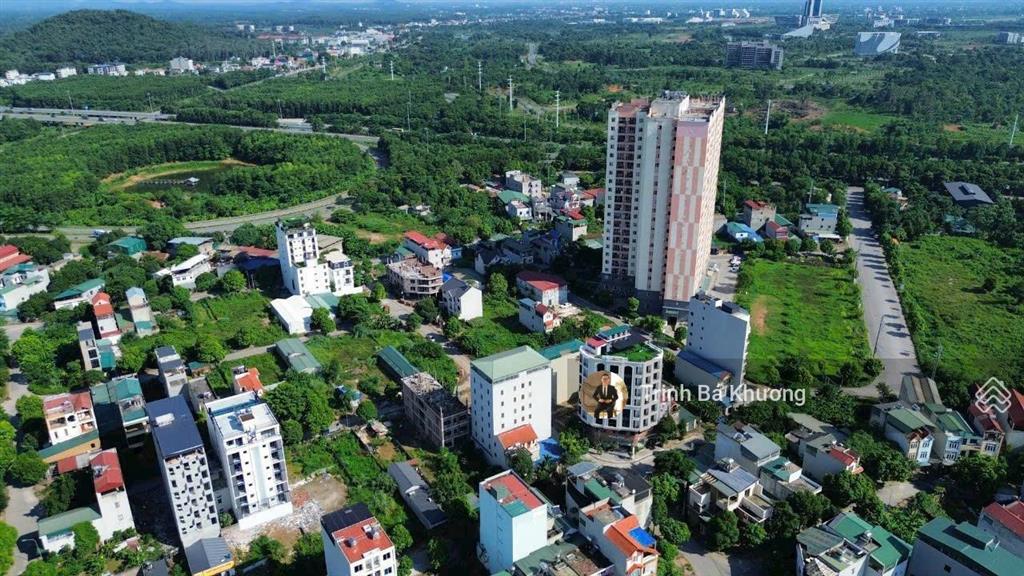 Cần tiền trả nợ em bán mảnh 100m² giá 1 tỷ 800 triệu gần đại học quốc gia và đại học fpt