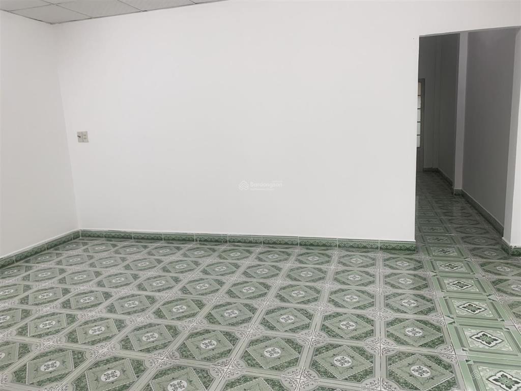 Cho thuê nhà riêng hẻm ba gác, 8 triệu, 70m2, 2pn, 1wc, giá ưu đãi, hot