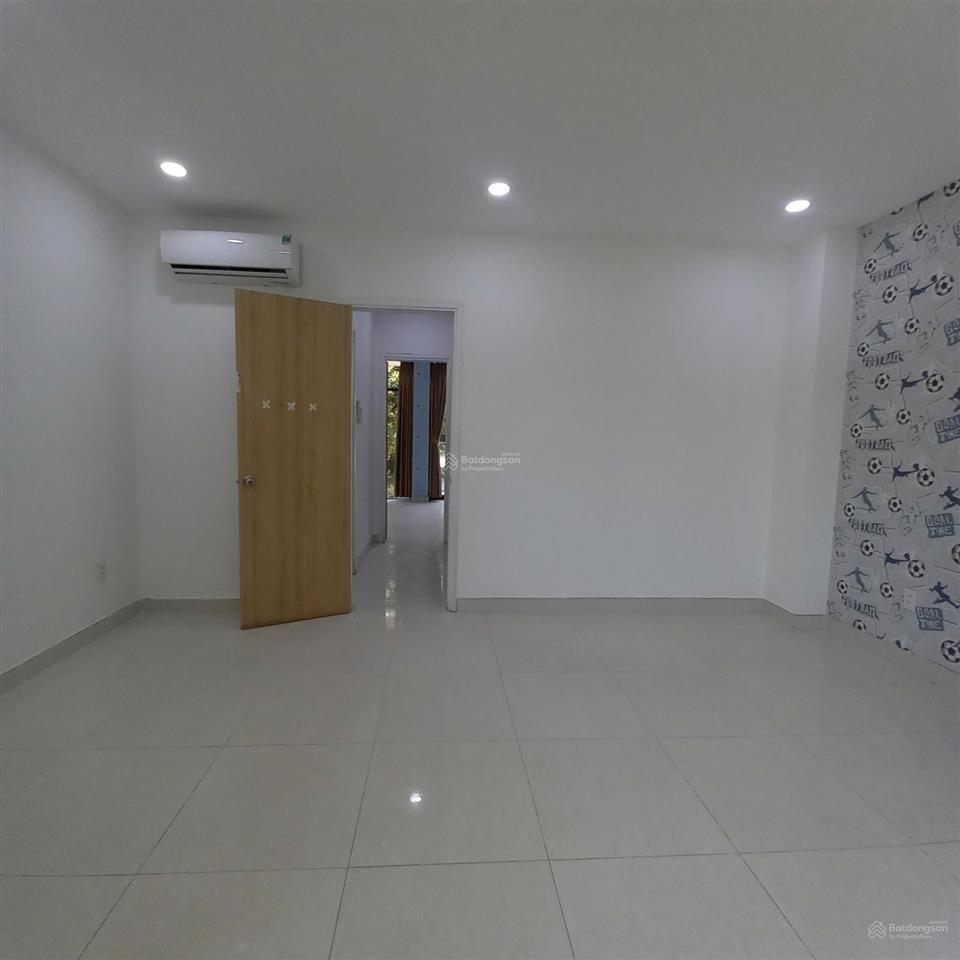 Cho thuê 1 sàn 2 phòng ngủ citi bela 1 ưu tiên nữ vào ở tháng 10