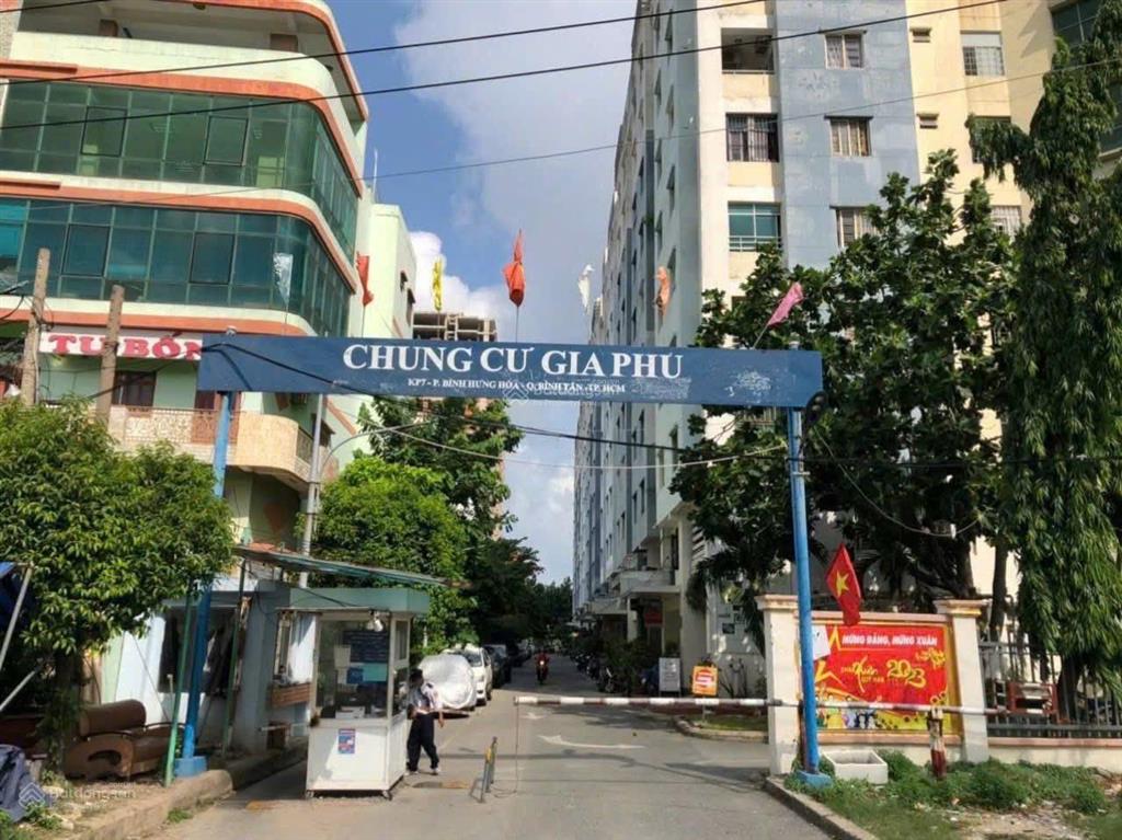 Cần bán gấp chung cư gia phú, căn góc 2pn 1wc  nhà mới ở liền